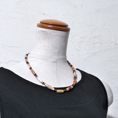 Bactrian Agate Strand