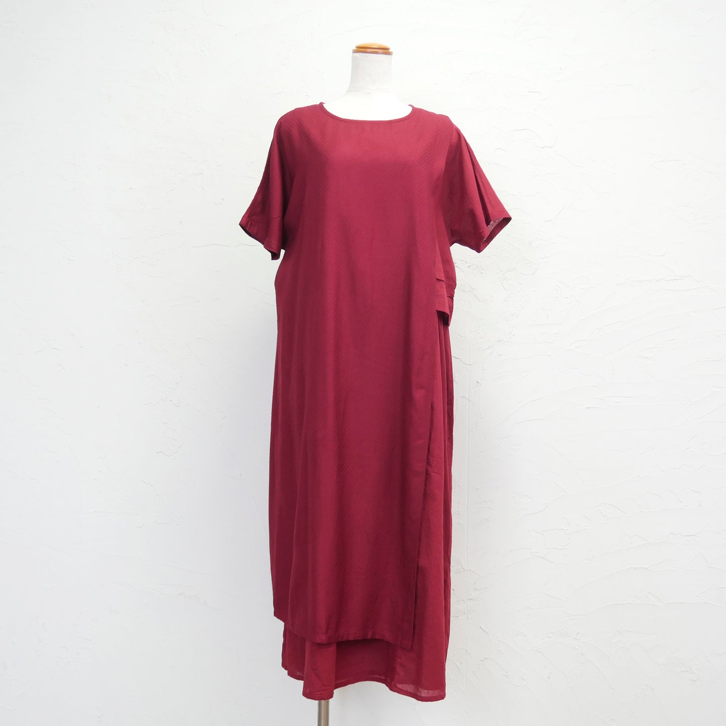 Asymmetrisches Kleid aus Baumwolle mit Lagen
