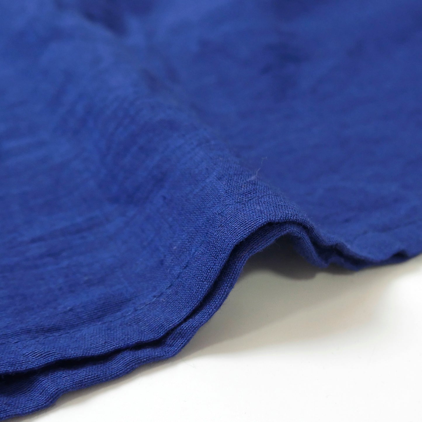 เสื้อสวมหัวแขนกุดปักลัคเนาทำจากผ้าฝ้ายและผ้าลินิน