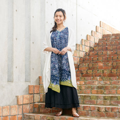 Vestido sem mangas com estampado Batik de algodão