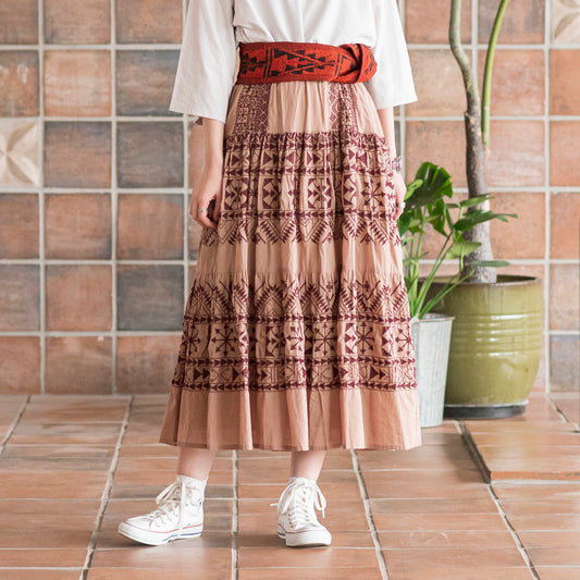 コットンゴシック刺繍スカート