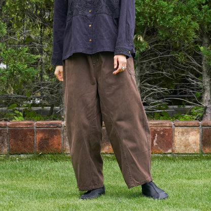 Curved Crotch Wash Pants