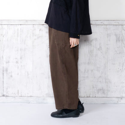 Curved Crotch Wash Pants