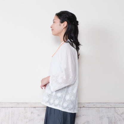 Cotton Hem Lace Blouse