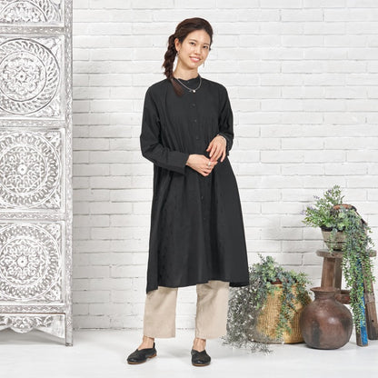 Front-Open Dot Switch Dress