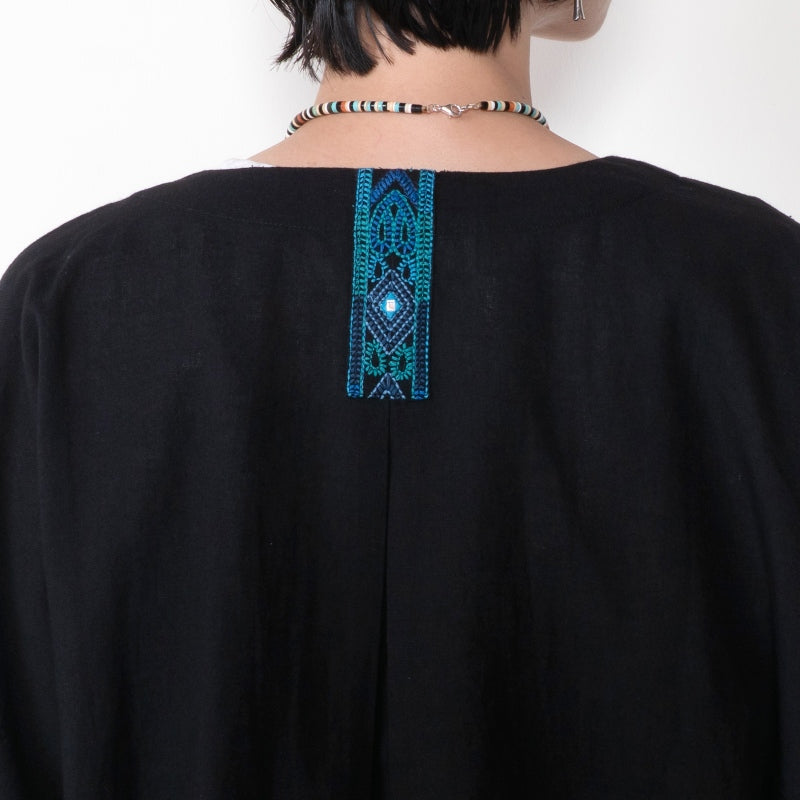 Embroidered Tape Blouse