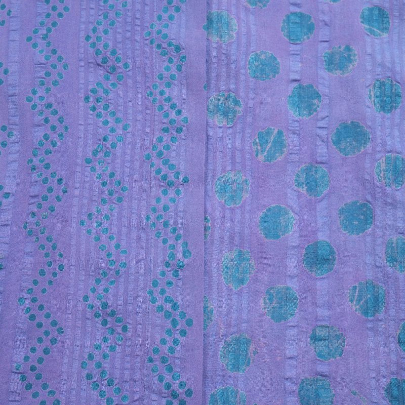 Emboss Pullover