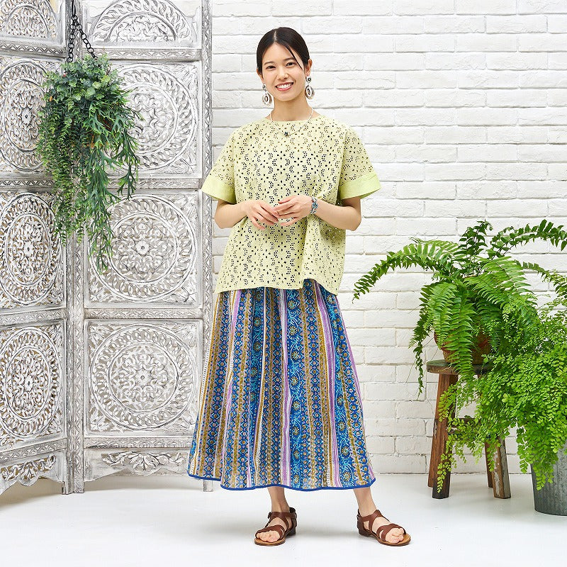 Lace Fabric Pullover