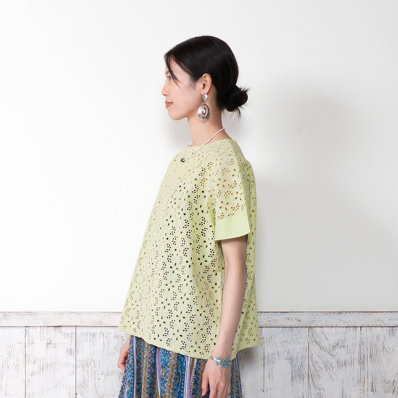 Lace Fabric Pullover