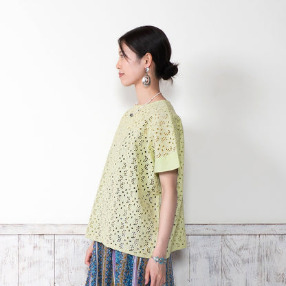 Lace Fabric Pullover