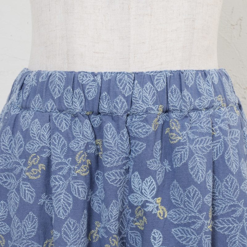 Leaf Embroidered Tapered Pants