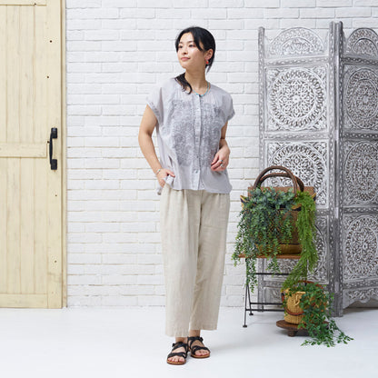 Cotton Lucknow Embroidery Sleeveless Blouse N