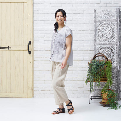 Cotton Lucknow Embroidery Sleeveless Blouse N