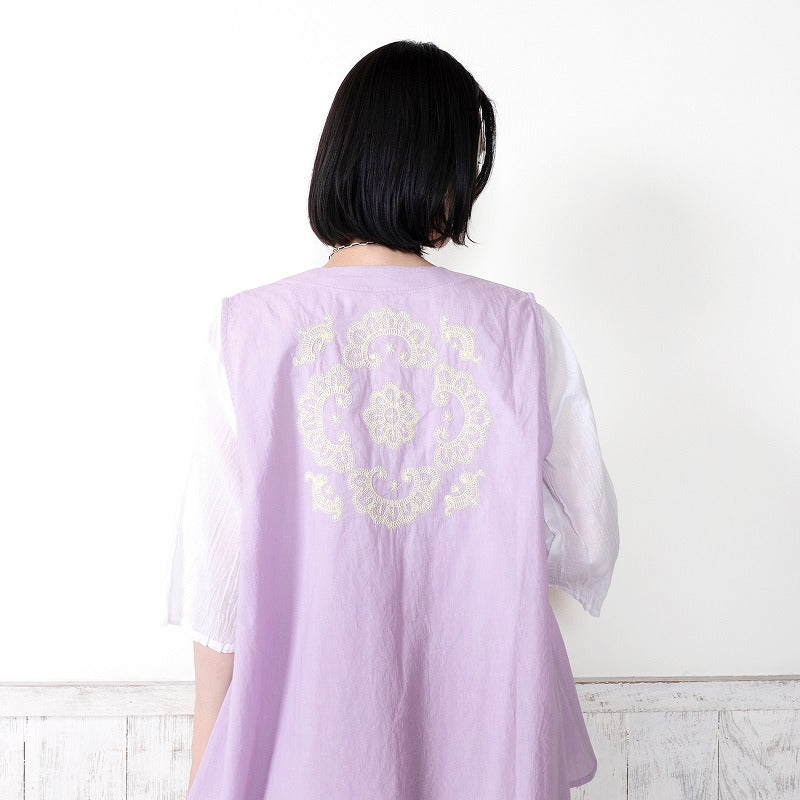 Oriental Embroidery Vest
