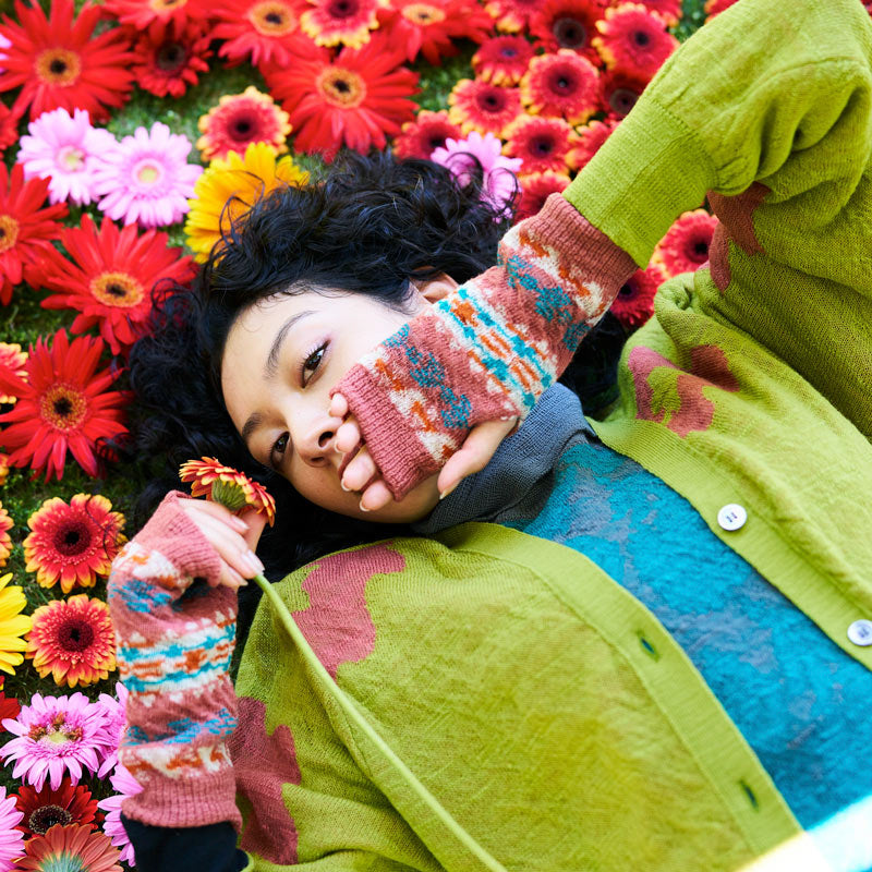 Geometric Border Arm Warmers