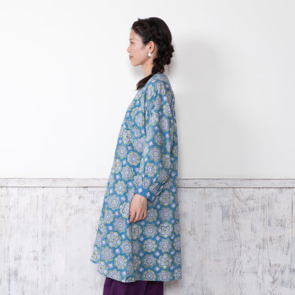 Geometric Block Gathered Sleeve Front Opening Dress
