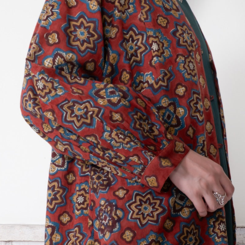 Geometric Block Gathered Sleeve Front Opening Dress