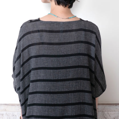 Striped Weave Front Short Blouse