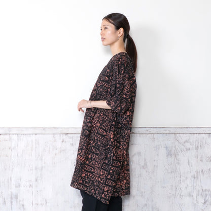 Embossed Geometric Pattern Blouse