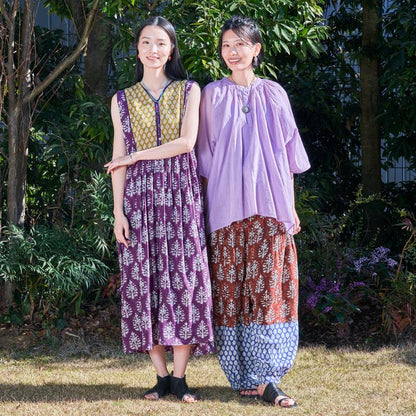 Bi-Color Flower Print Sleeveless Front-Open Dress