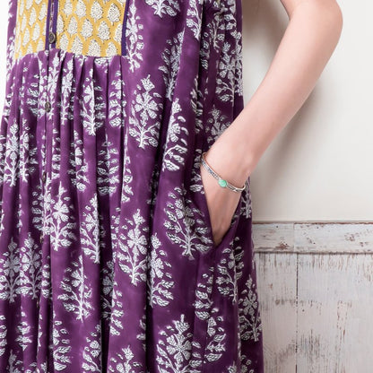 Bi-Color Flower Print Sleeveless Front-Open Dress