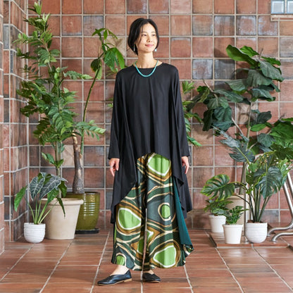 Rayon Irregular Hem Slit Cuff Pullover