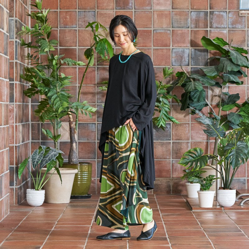 Rayon Irregular Hem Slit Cuff Pullover