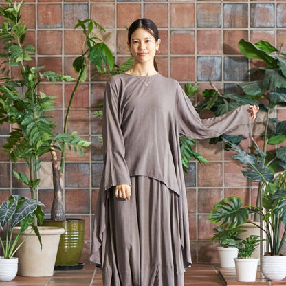 Rayon Irregular Hem Slit Cuff Pullover