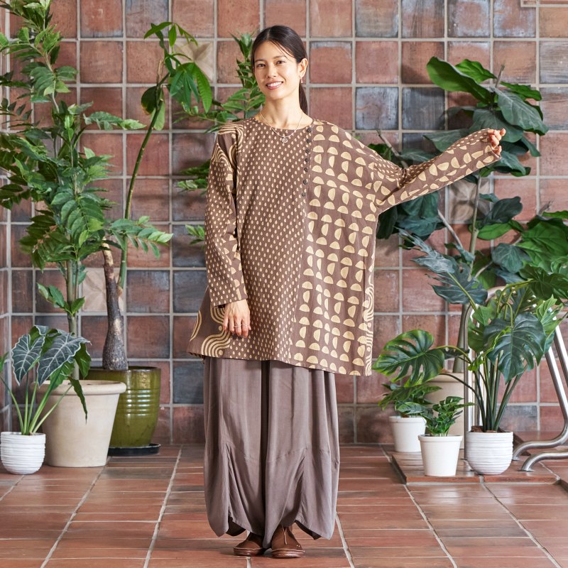 Dab Print Mix Tunic Pullover