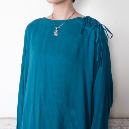 Rayon Ribbon Pullover
