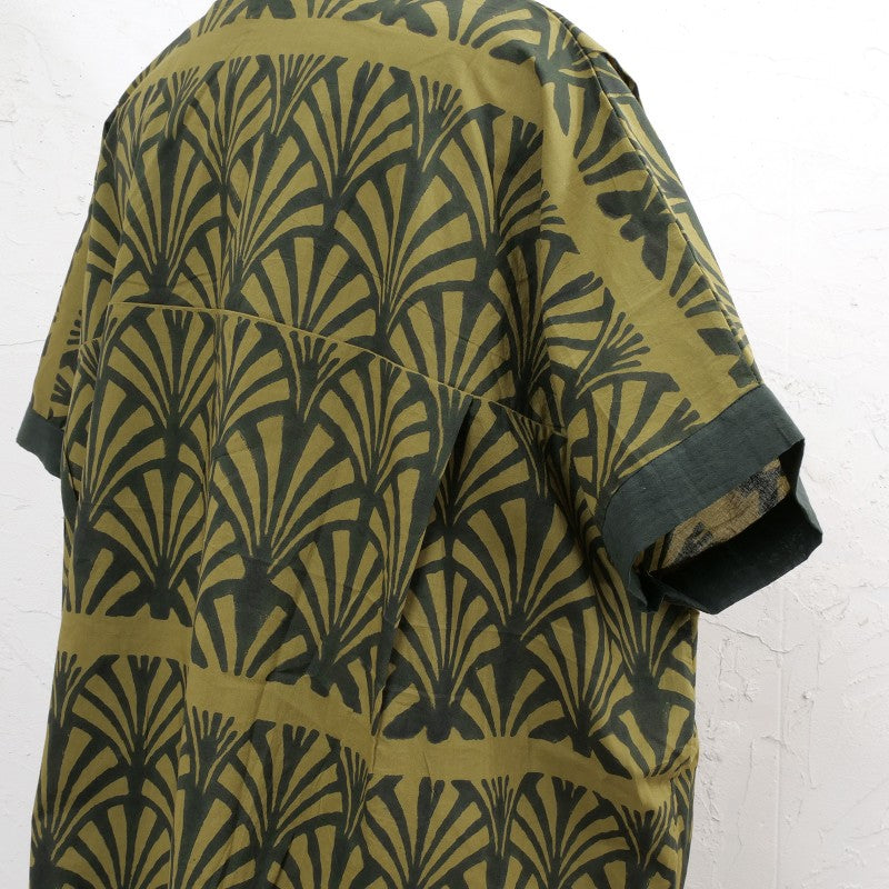 Block Print V-Neck Pullover