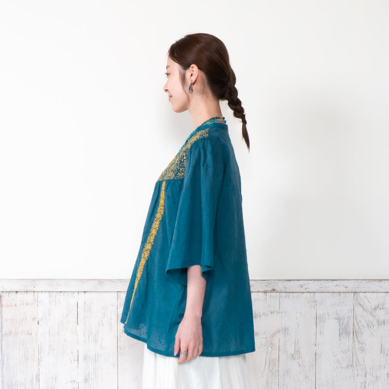 Lucknow Embroidery Tunic Pullover