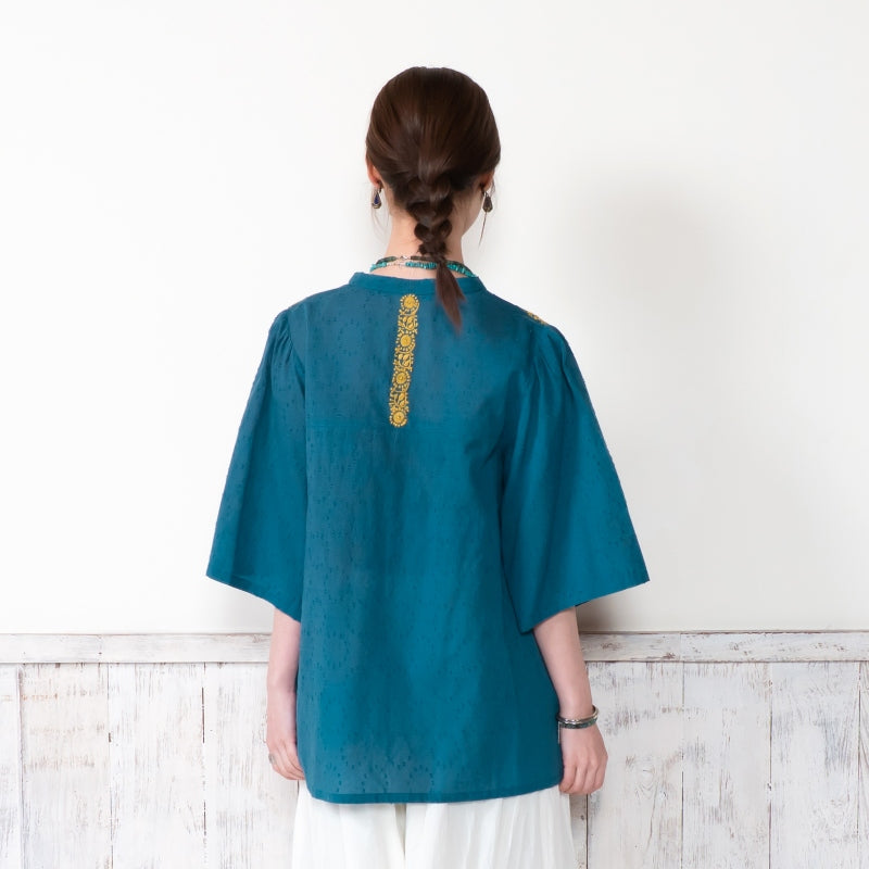 Lucknow Embroidery Tunic Pullover