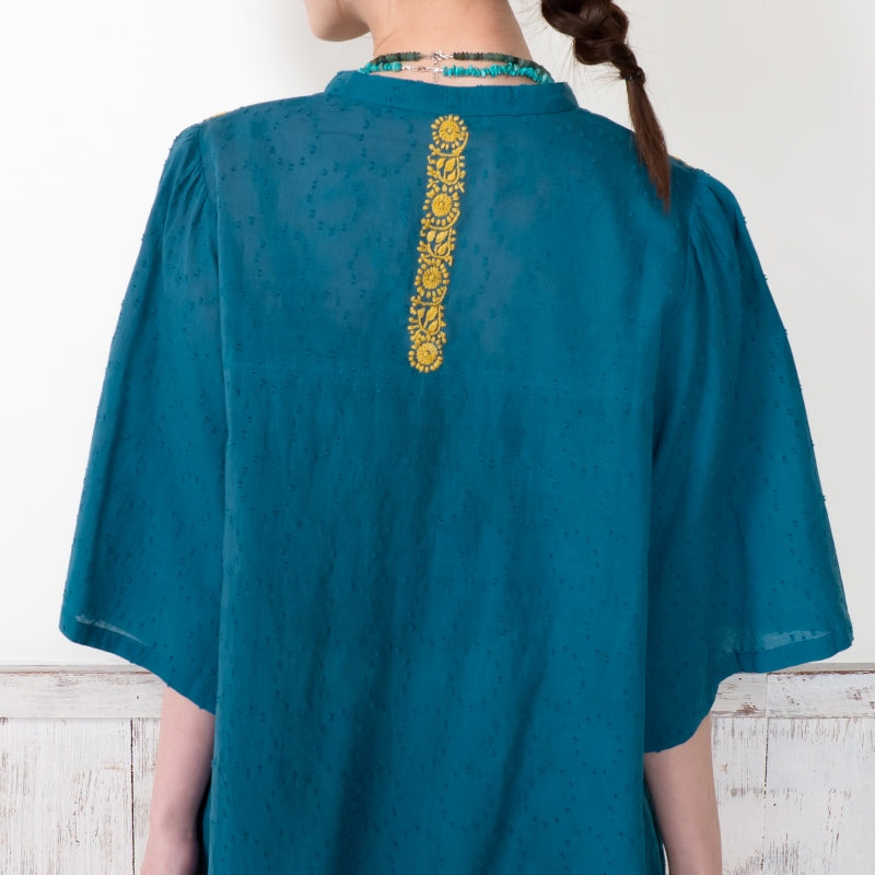 Lucknow Embroidery Tunic Pullover