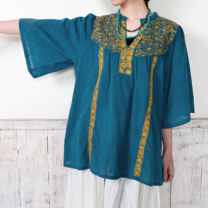 Lucknow Embroidery Tunic Pullover