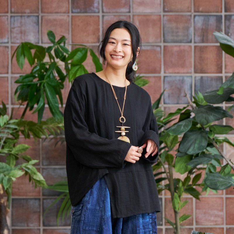 Cotton Double Gauze Asymmetrical Hem Pullover