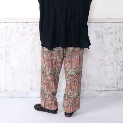 Geometric Triangle Square Print Pants