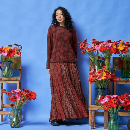 Silhouette Floral Pullover