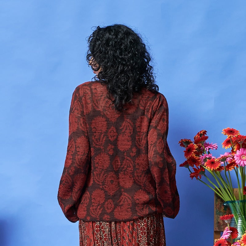 Silhouette Floral Pullover