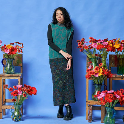 Silhouette Flower Turtleneck Vest