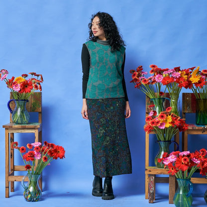 Silhouette Flower Turtleneck Vest