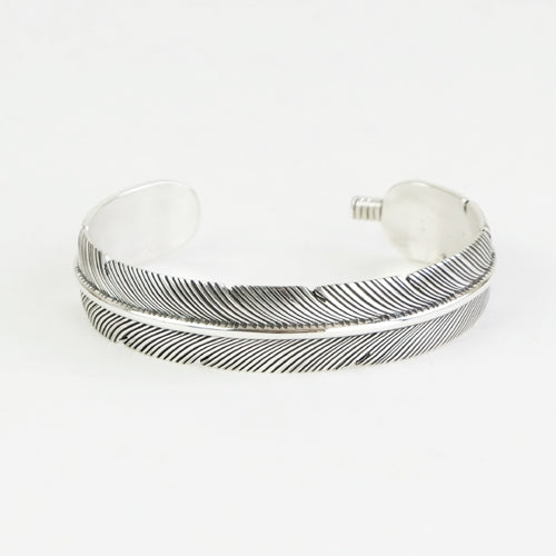 Bracelet Plume par Harvey Mace (1,27 cm)  *Sélectionnez la taille du bracelet