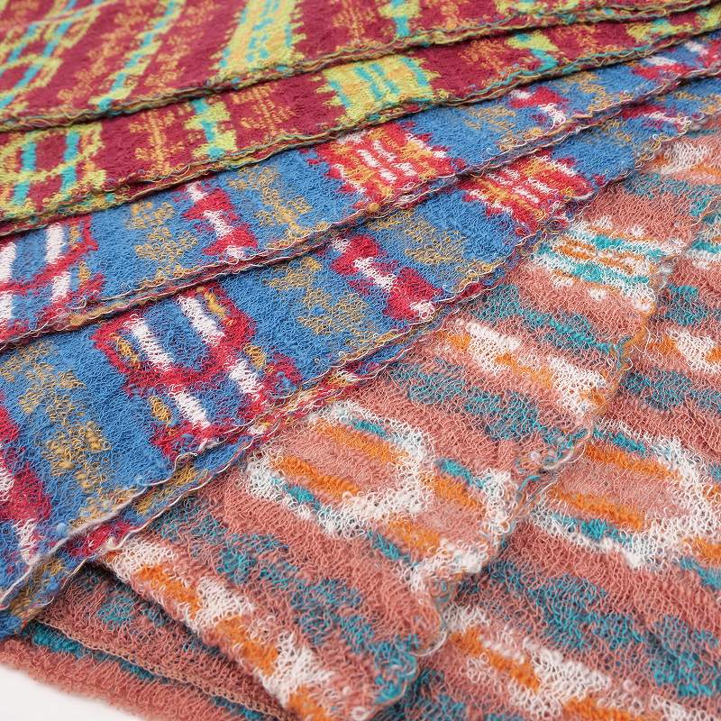 Geometric Border Mini Stole