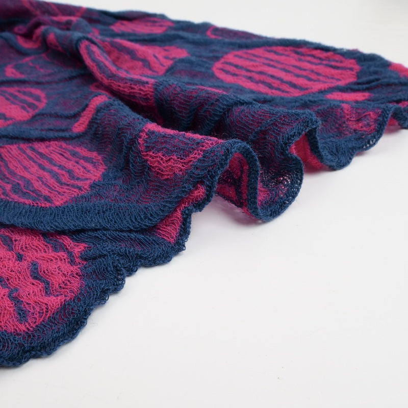 Large Dot Pattern Scarf