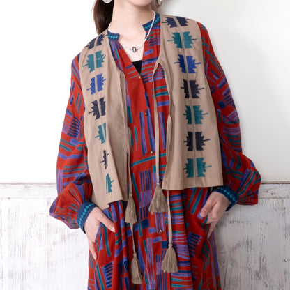 Cotton Crown Embroidery Vest