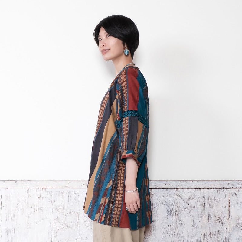 Cotton Stripe Print Embroidery Blouse