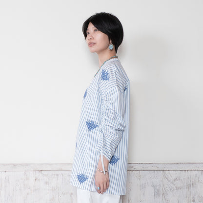 Cotton Stripe Flower Point Embroidery Blouse