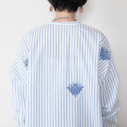 Cotton Stripe Flower Point Embroidery Blouse
