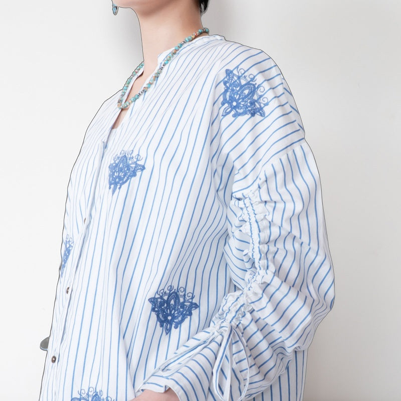 Cotton Stripe Flower Point Embroidery Blouse