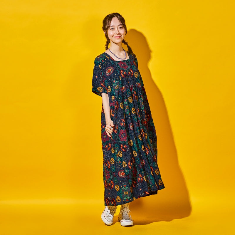 Rayon Volume Dress with Gathered Switch